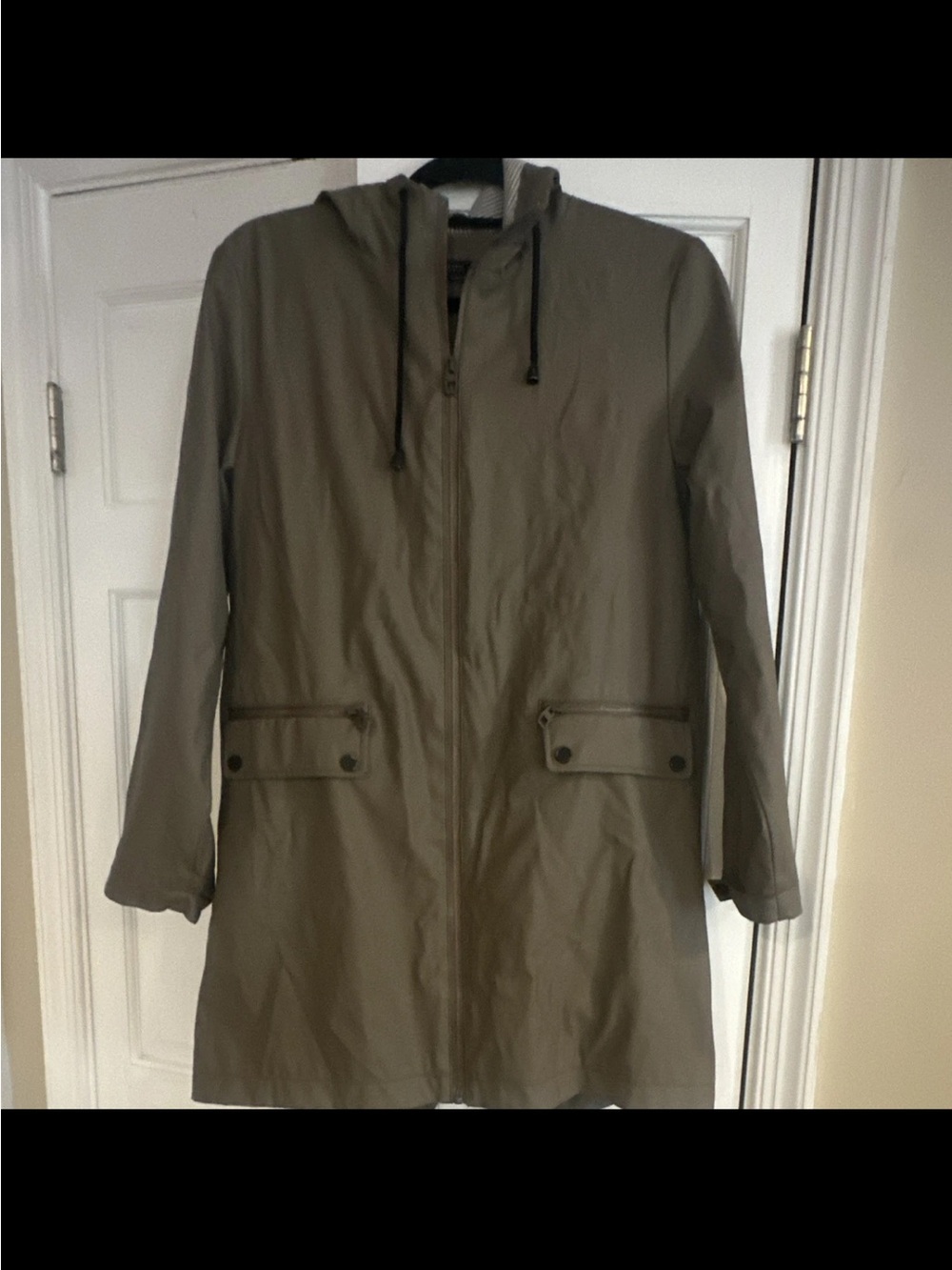 Zara Olive Green Hooded rain coat XS